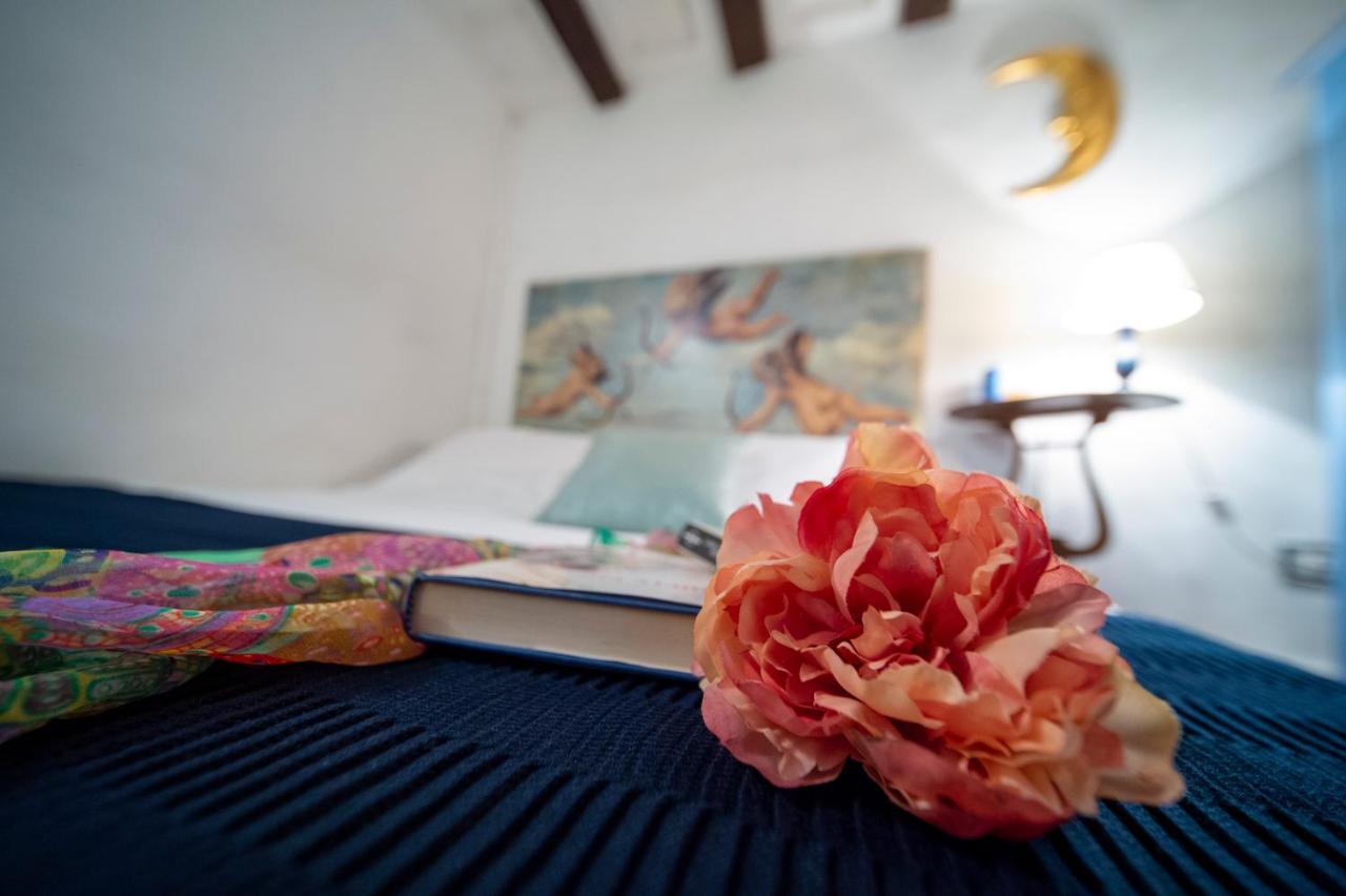 Wonderful Romantic Studio Ponte Vecchio Area Florencia Exterior foto